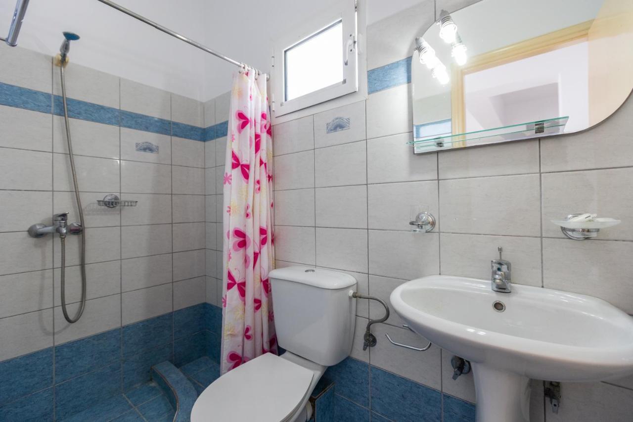 Alicia Studios Fársza Kültér fotó
